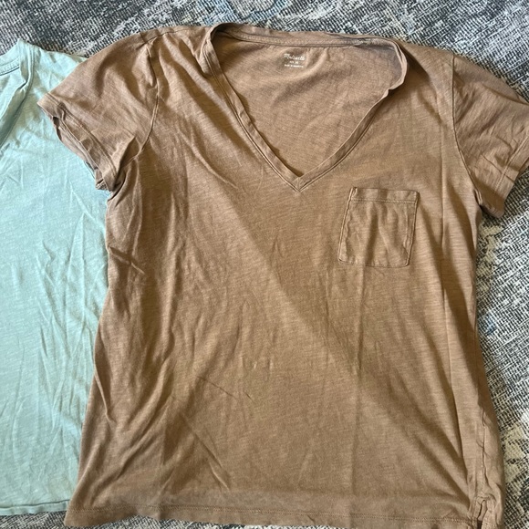 Madewell V-Neck T-Shirts in Mint and Brown Small/Medium - Picture 2 of 7